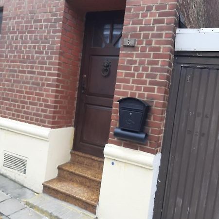 Escale Du Bourlingueur Apartman Charleroi Kültér fotó