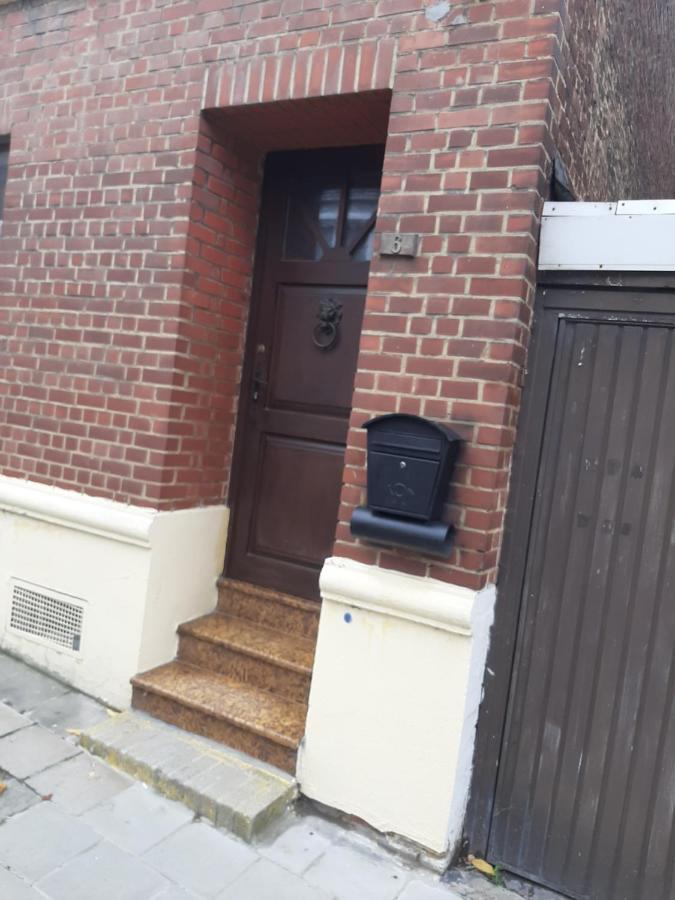 Escale Du Bourlingueur Apartman Charleroi Kültér fotó